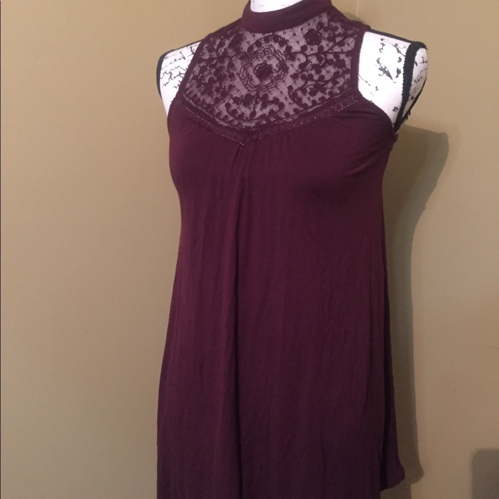 American Eagle Sleeveless Blouse